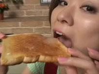 Ryo not only drinks cum as she also eats sperm from a toasted bread and also mixed with french mousse